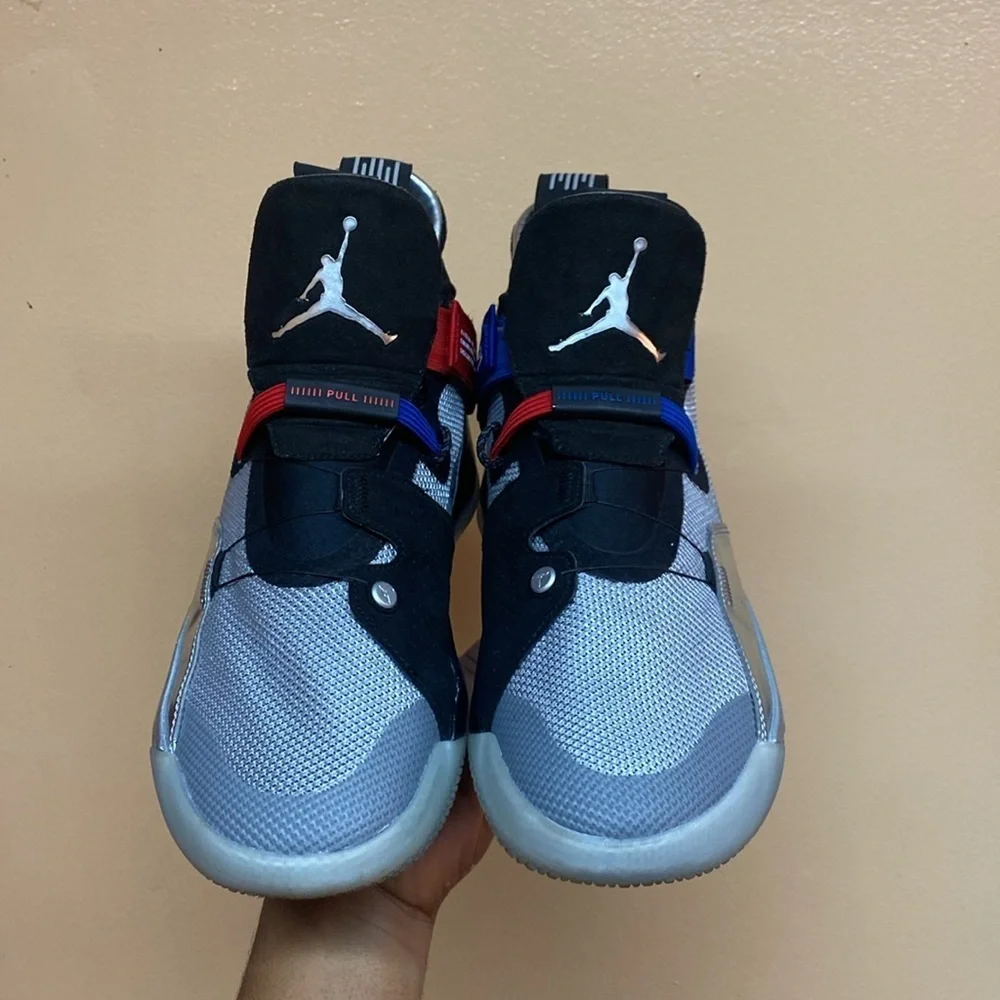 Nike Air Jordan XXXIII 33 All-Star Metallic Silver Black Charlotte AQ8830-005